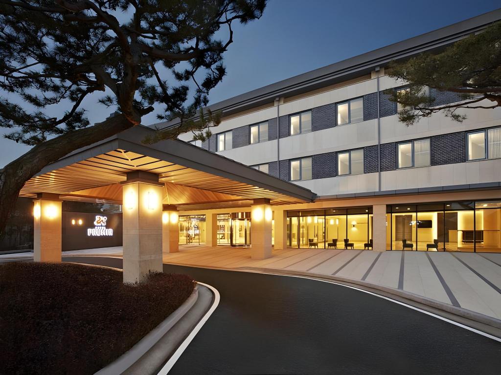 호텔 푸르미르 외관 전경, 경기도 화성시 효행로 480 공식 호텔 건물 모습